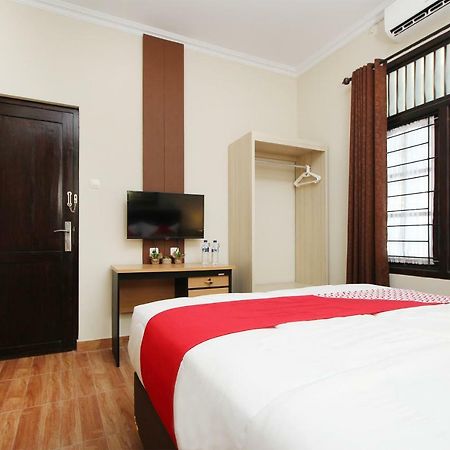 יוגיאקרטה Oyo 572 Omah Gedongkuning Syariah Homestay מראה חיצוני תמונה