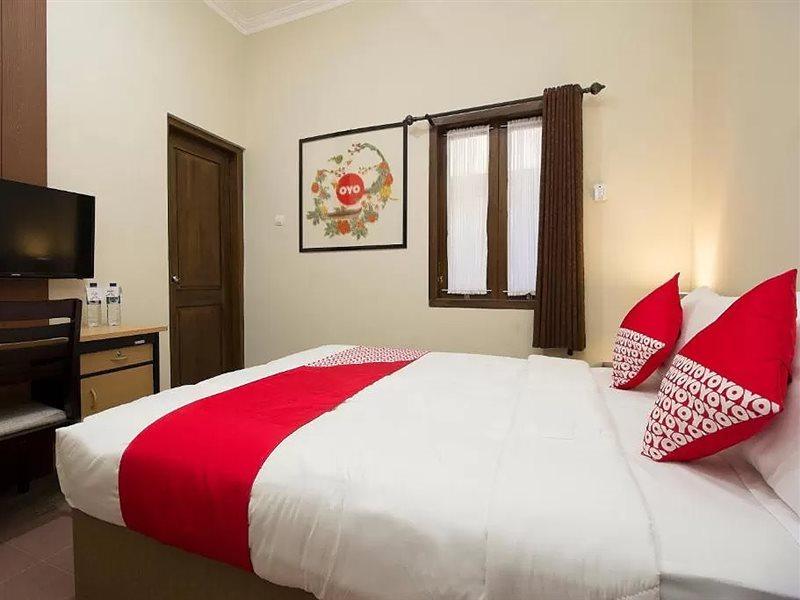 יוגיאקרטה Oyo 572 Omah Gedongkuning Syariah Homestay מראה חיצוני תמונה