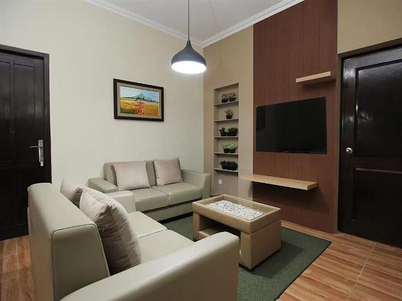 יוגיאקרטה Oyo 572 Omah Gedongkuning Syariah Homestay מראה חיצוני תמונה