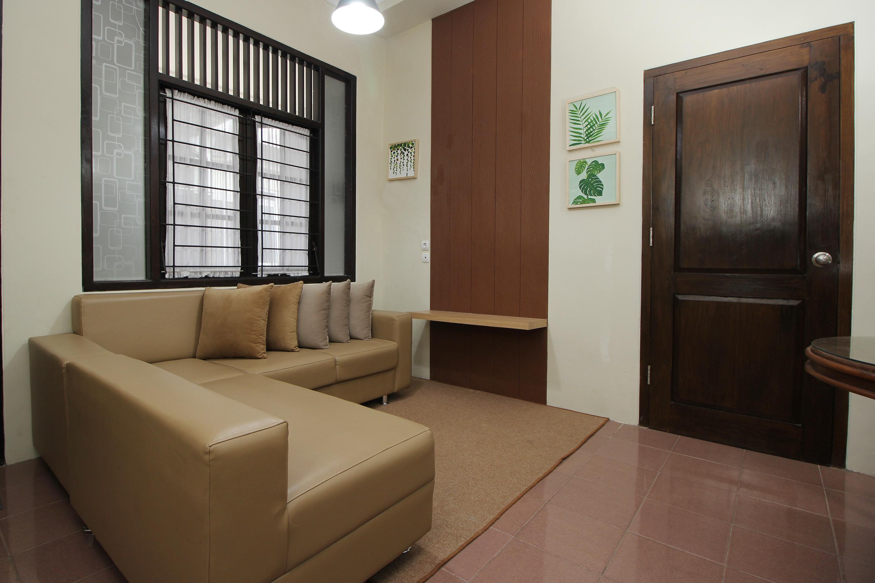 יוגיאקרטה Oyo 572 Omah Gedongkuning Syariah Homestay מראה חיצוני תמונה
